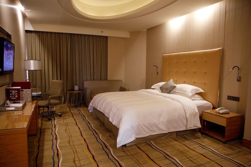 Zhongshan Lighting Era Hotel Exterior foto